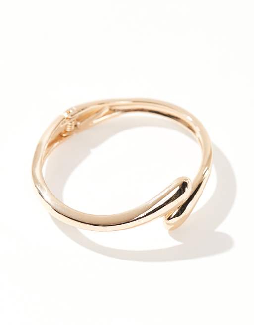 DESIGN Cuff Bracelet With Wrap Around Design In Gold Tone