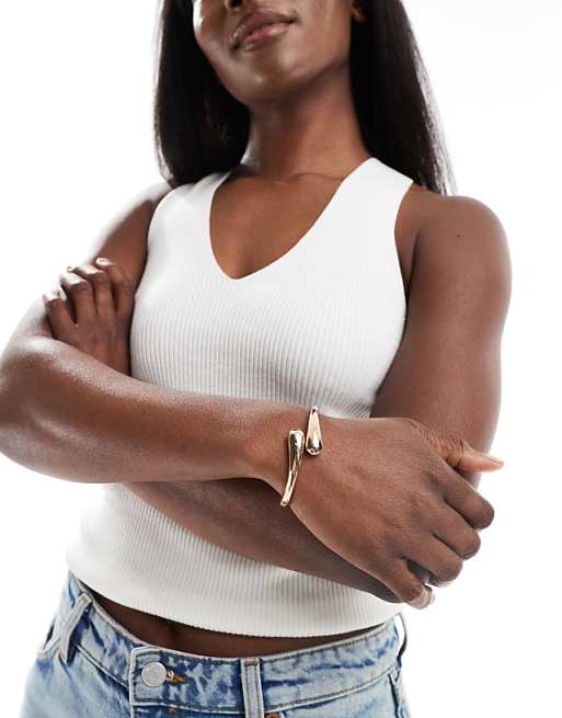 DESIGN Cuff Bracelet With Wrap Around Design In Gold Tone