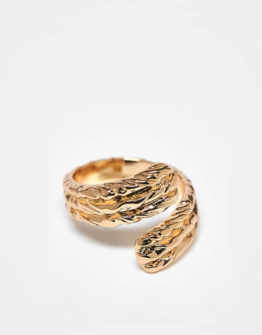 DESIGN Curve wrap around ring with molten texture in gold tone