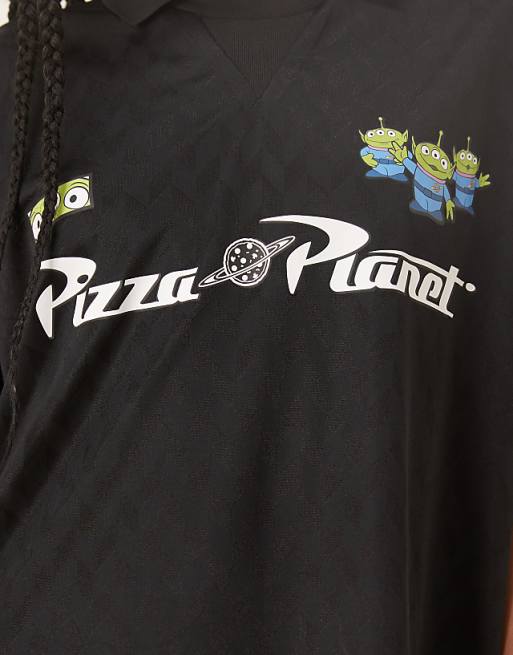 DESIGN Disney Pixar Unisex Oversized Sports Jersey With Toy Story Pizza Planet Prints In Black - BLACK