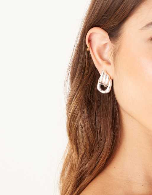 DESIGN Door Knocker Studs Earrings In Silver Tone