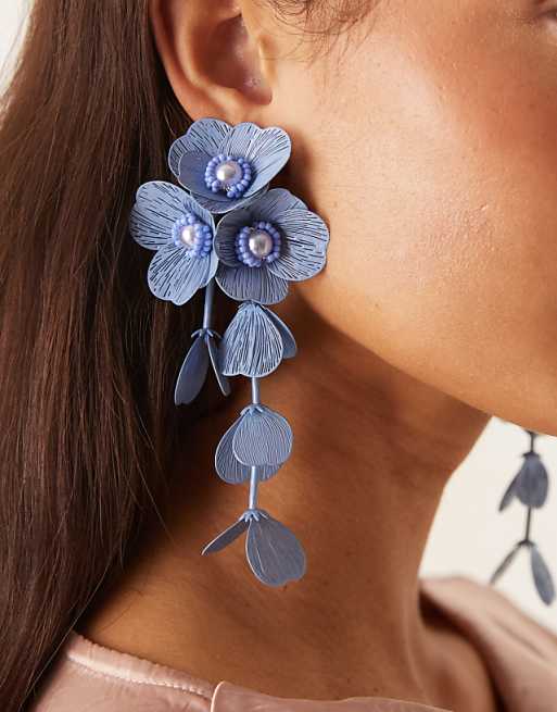 DESIGN drop earrings with 3D floral design in light blue