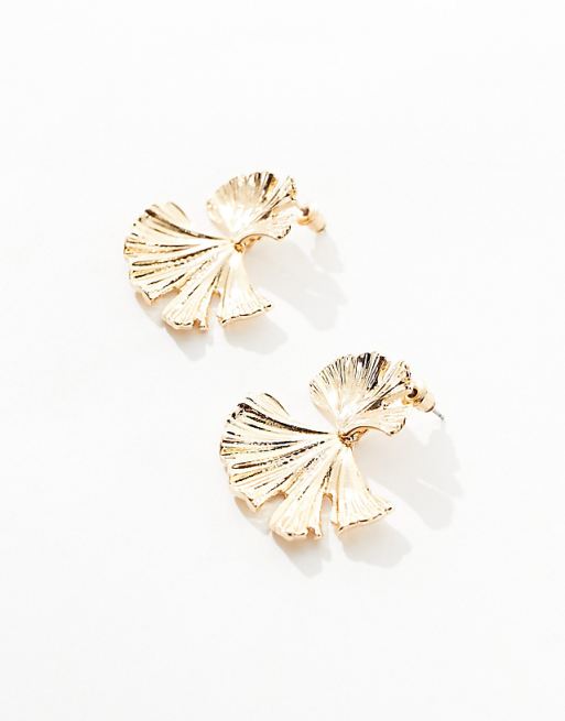 DESIGN Drop Earrings With Textured Leaf Design In Gold Tone