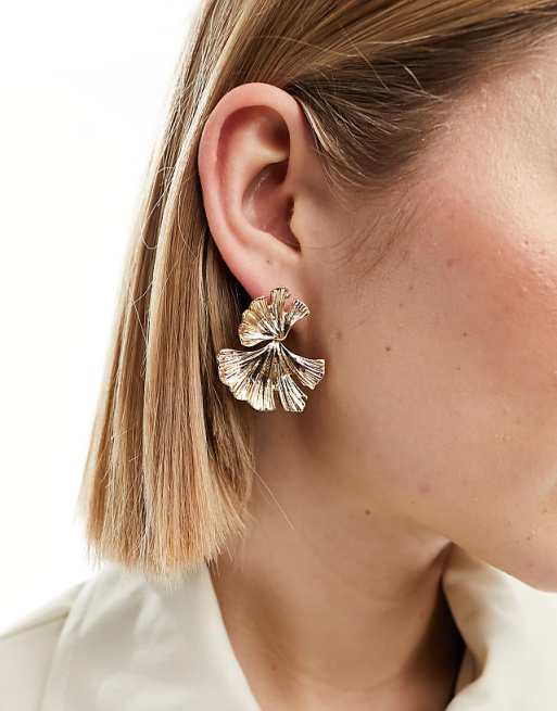 DESIGN Drop Earrings With Textured Leaf Design In Gold Tone