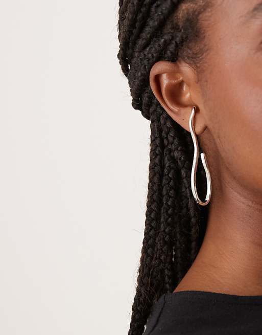 DESIGN drop studs with abstract wiggle shape in silver tone