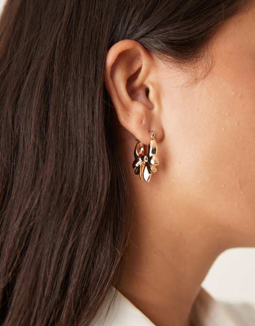 DESIGN Earrings In Gold Tone With Bow Detail