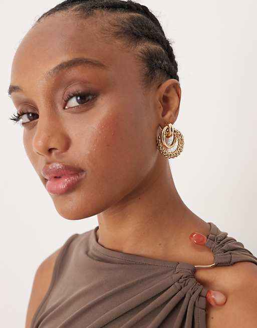 DESIGN earrings with textured link doorknocker design in gold tone