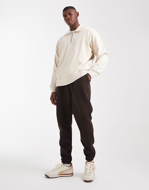 DESIGN essential slim joggers in brown