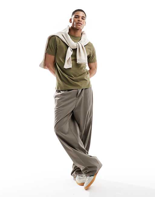 DESIGN Essentials Crew Neck T-shirt In Khaki