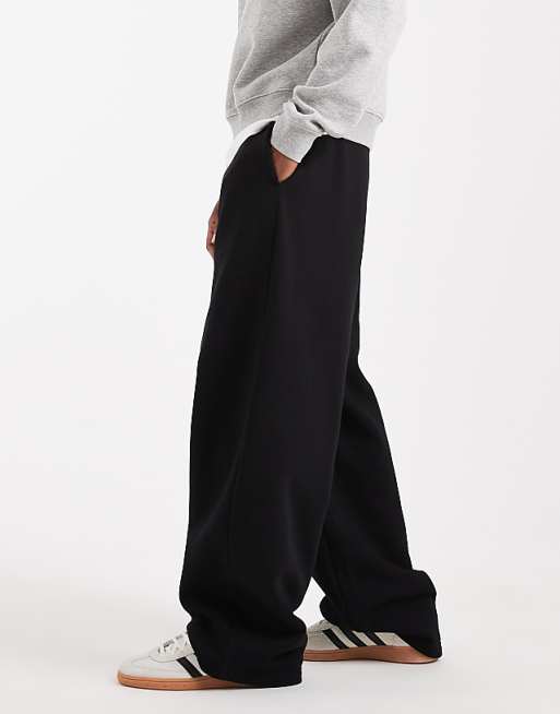 DESIGN Essentials Loose Fit Jogger In Black