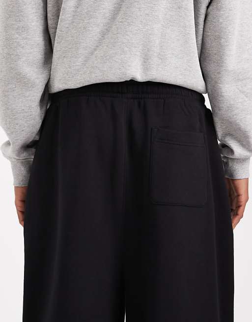 DESIGN Essentials Loose Fit Jogger In Black