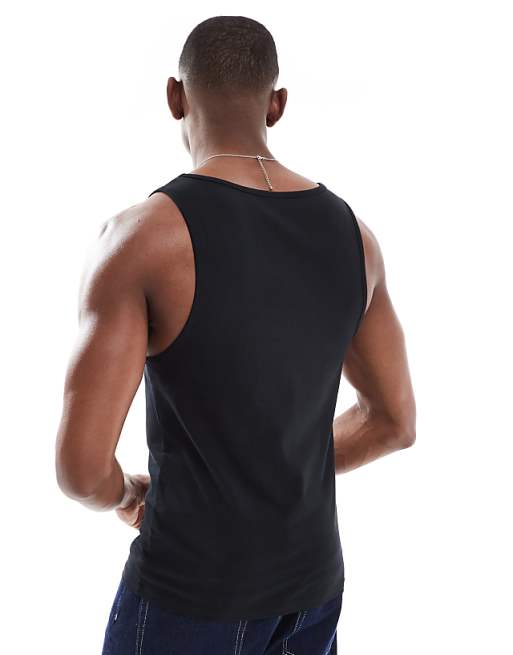 DESIGN Essentials Muscle Fit Vest In Black