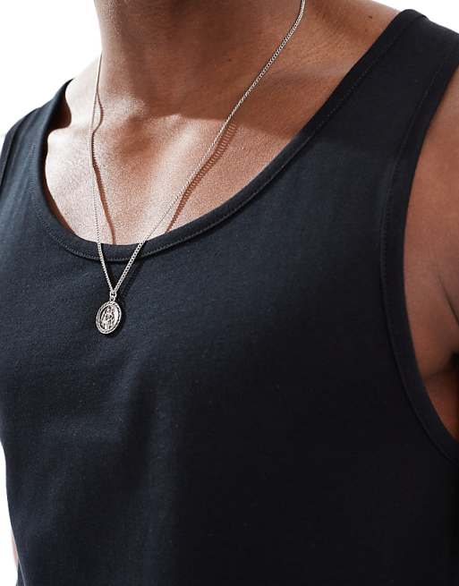 DESIGN Essentials Muscle Fit Vest In Black