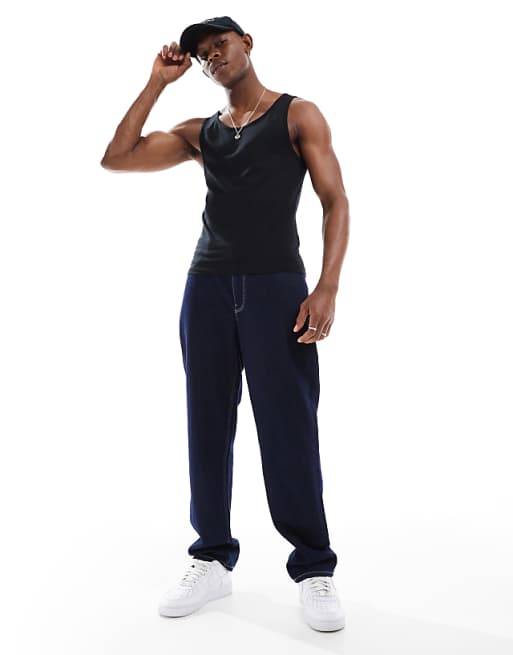 DESIGN Essentials Muscle Fit Vest In Black