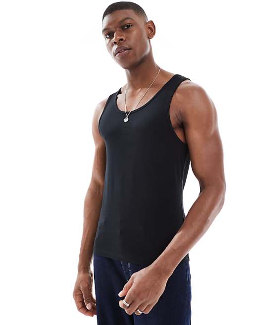 DESIGN Essentials muscle fit vest in black