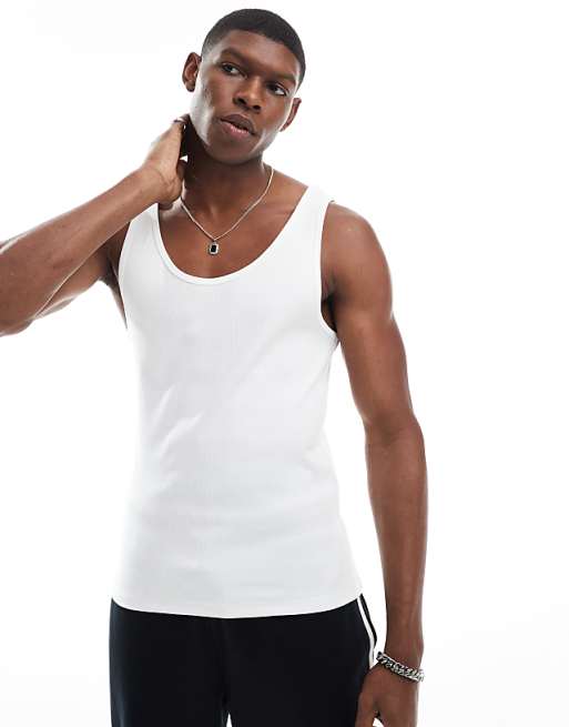 DESIGN Essentials muscle fit vest in white rib