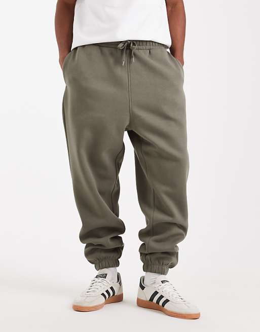 DESIGN essentials oversized joggers in green