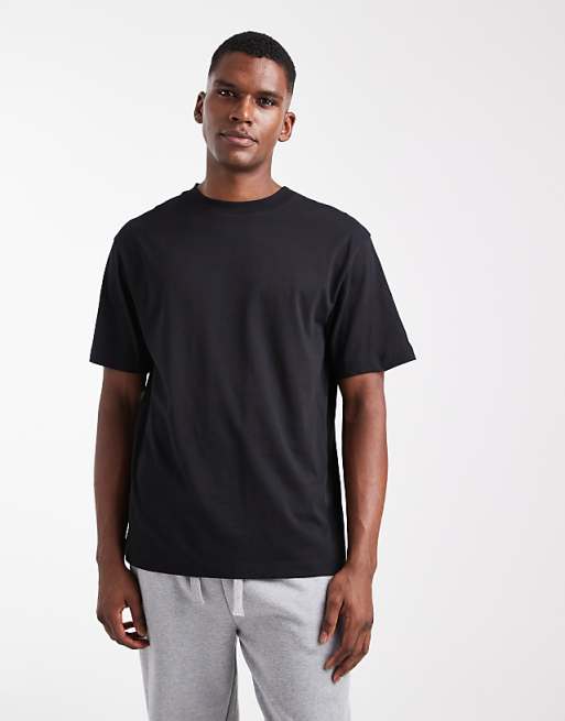 DESIGN Essentials relaxed crew neck t-shirt in black