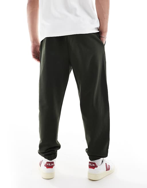 DESIGN Essentials Tapered Joggers In Dark Green