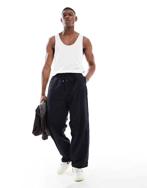 DESIGN Essentials Vest In White
