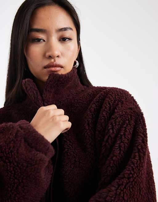 DESIGN Funnel Neck Borg Fleece In Burgundy