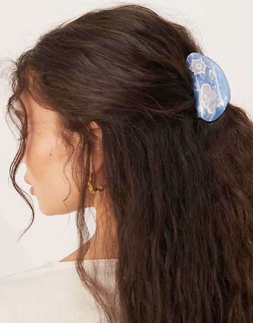 DESIGN hair claw with cloud details in blue