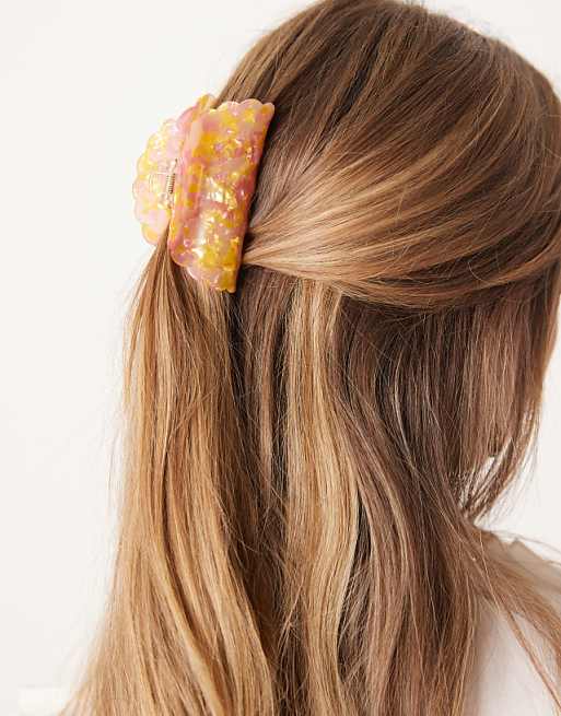 DESIGN hair claw with marbled effect in pink