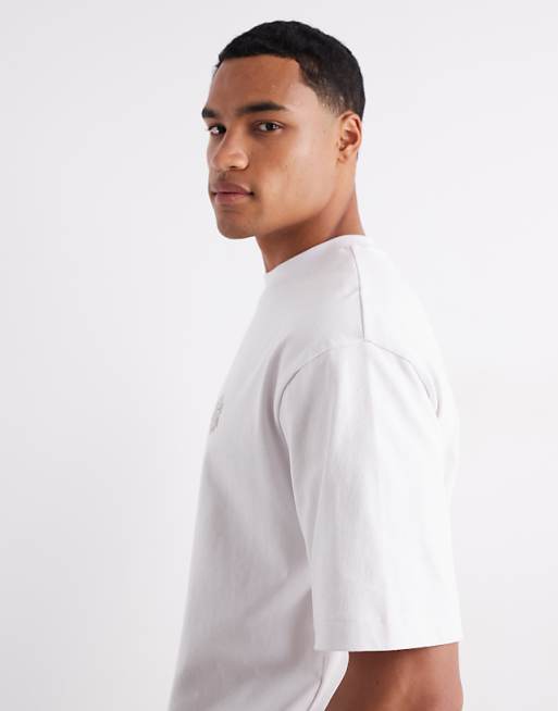 DESIGN Heavyweight 240gsm T-shirt With Chest Print In White