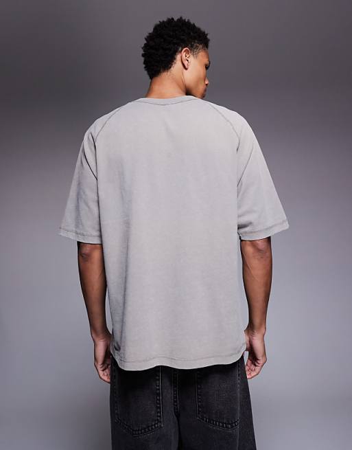 DESIGN Heavyweight Oversized Raglan T-shirt With Chest Graphic In Washed Khaki