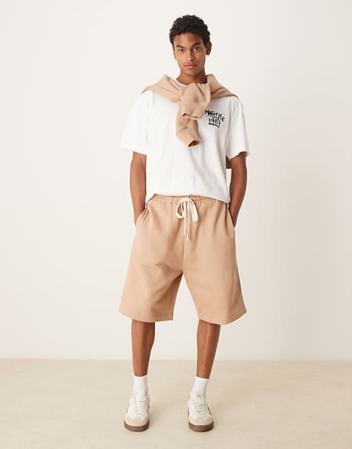 DESIGN heavyweight short with embroidery on back pocket in beige - BEIGE DESIGN heavyweight short with embroidery on back pocket in beige - BEIGE