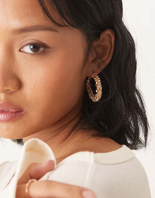 DESIGN hoop earrings in beaded design in gold tone