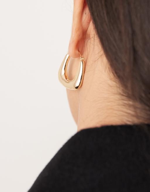 DESIGN Hoop Earrings With Chubby Squared Off Design In Gold Tone