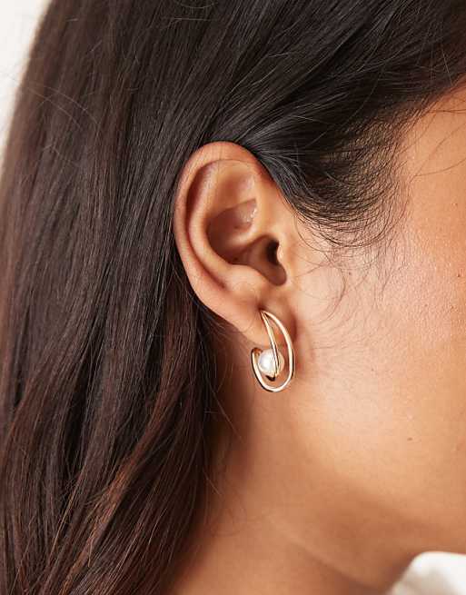 DESIGN hoop earrings with double-loop design and faux pearls in gold tone