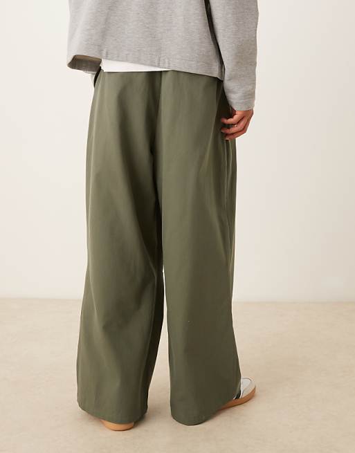 DESIGN Horseshoe Trousers With Wrap Detail In Green