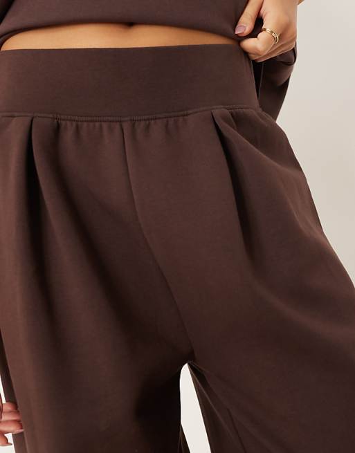 DESIGN Interlock Wide Leg Jogger With Pocket Detail In Chocolate