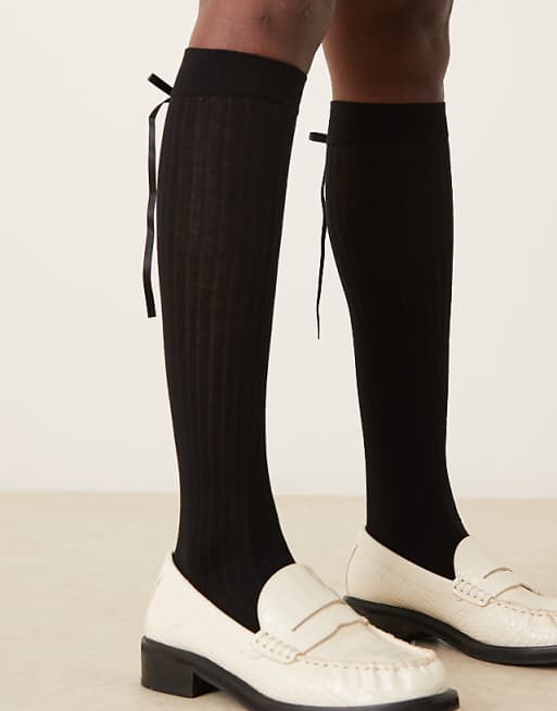 DESIGN knee high socks in black with ribbon