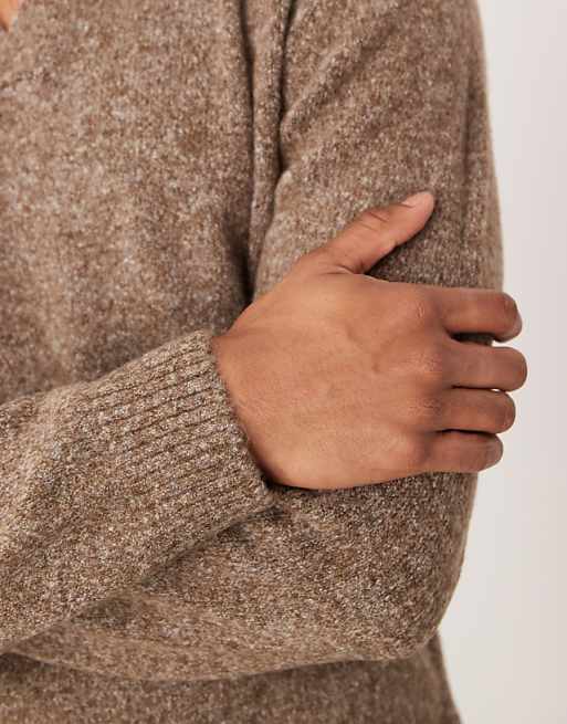DESIGN Knitted Long Sleeve Notch Neck Polo In Brown