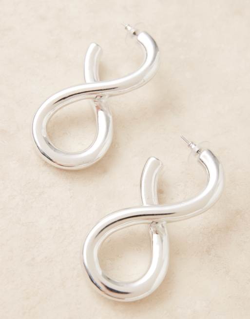 DESIGN Large Earrings With Twisted Loop Design In Silver Tone