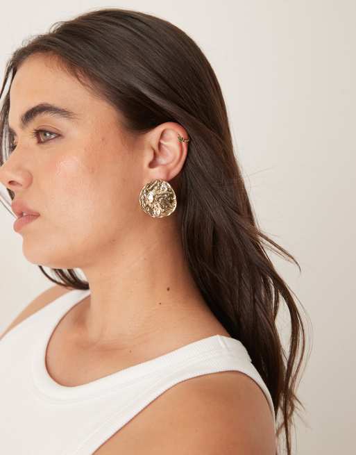 DESIGN Large Stud Earrings In Circular Design In Textured Gold Tone
