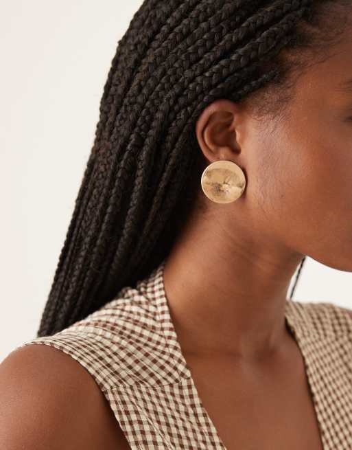 DESIGN Large Stud Earrings With Clean Circle Design In Brushed Gold Tone