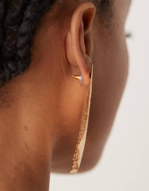 DESIGN Large Stud Earrings With Fanned Teardrop Design In Textured Gold Tone
