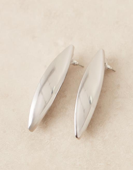 DESIGN Large Stud Earrings With Splice Design In Silver Tone
