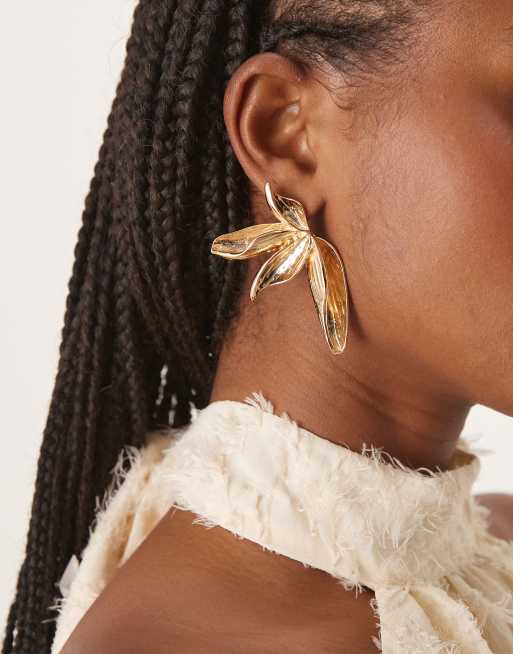 DESIGN Large Stud Half-petal Earrings In Gold Tone