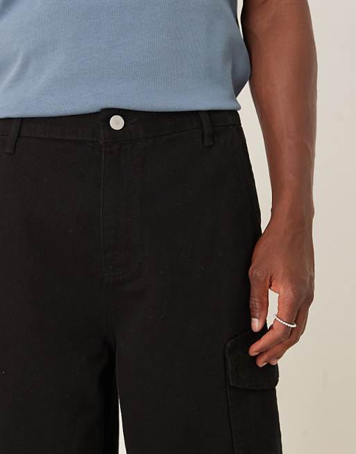 DESIGN Long Length Cargo Shorts In Black