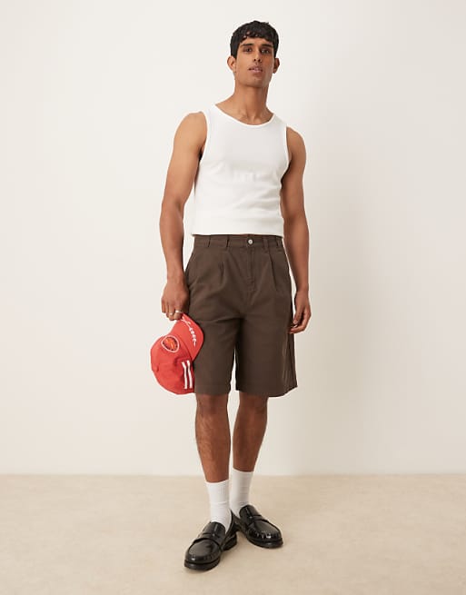 DESIGN long length double pleated shorts in brown