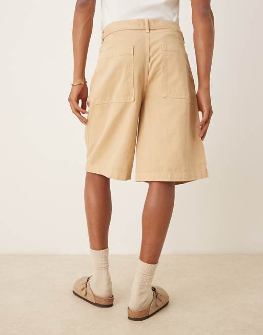 DESIGN Long Length Pleated Shorts In Beige