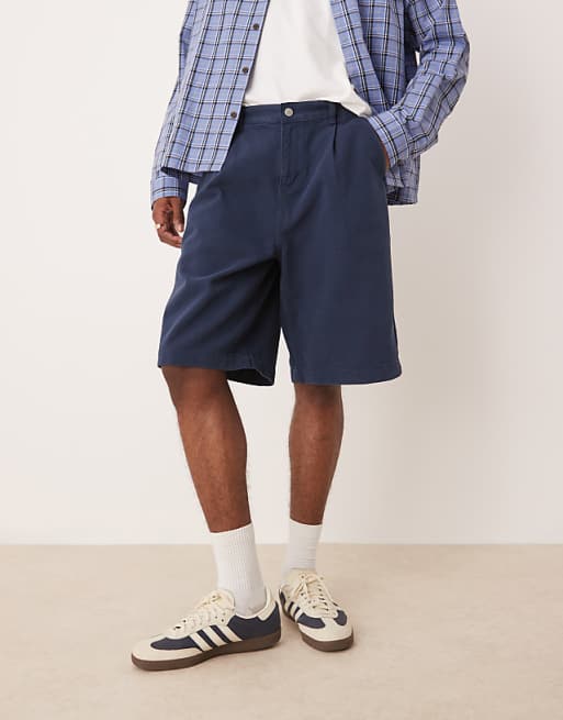 DESIGN long length pleated shorts in navy