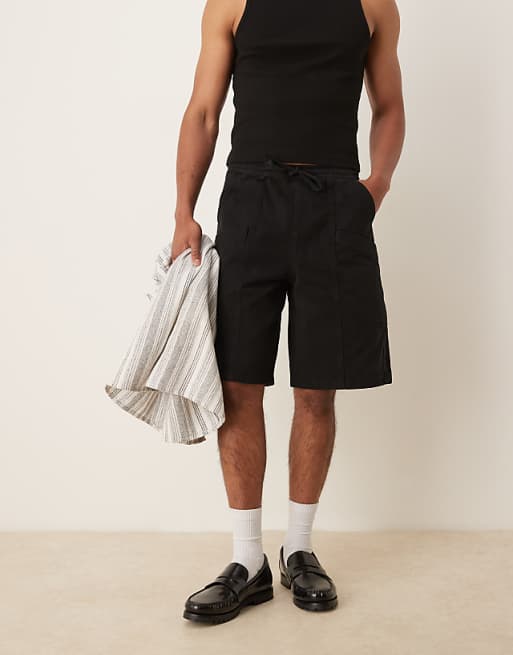 DESIGN Long Length Pull On Cargo Shorts In Black