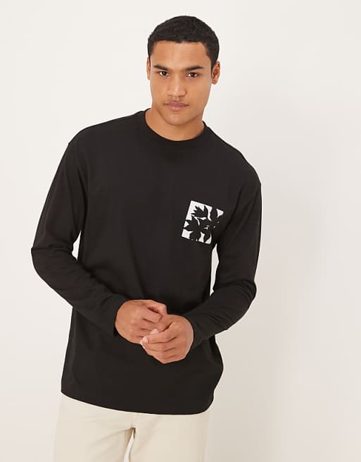 DESIGN long sleeve t-shirt with small flower chest print in black