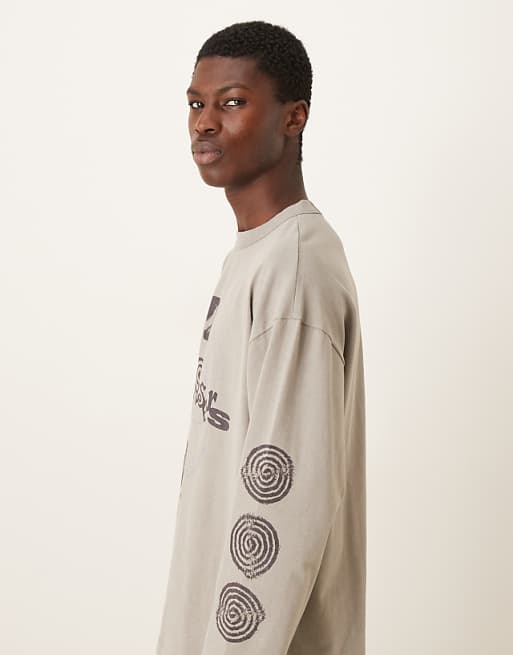 DESIGN Long Sleeve T-shirt With Sun Chaser Graphic In Washed Stone